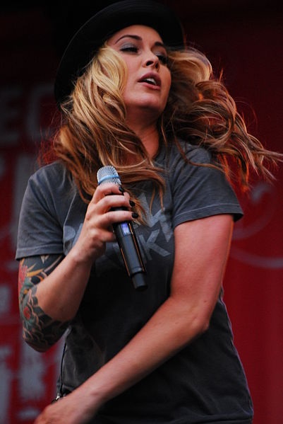 Anouk - cliquer ici